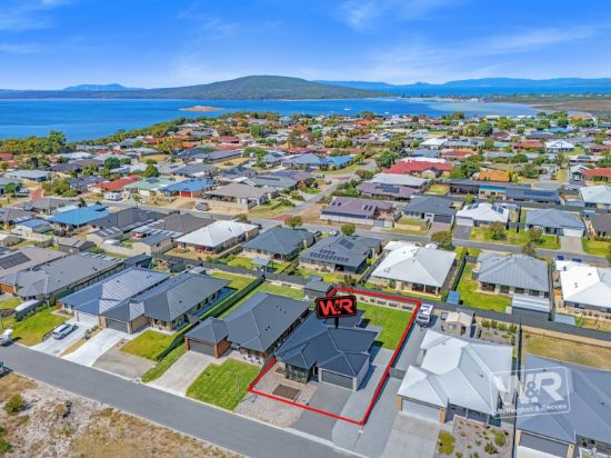 21 Compass Boulevard, Bayonet Head, WA 6330
