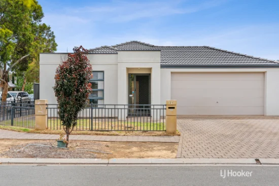 21 Coonawarra Avenue, Andrews Farm, SA 5114