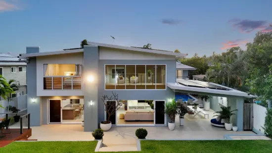 21 Coral Drive, Blacks Beach, Qld 4740