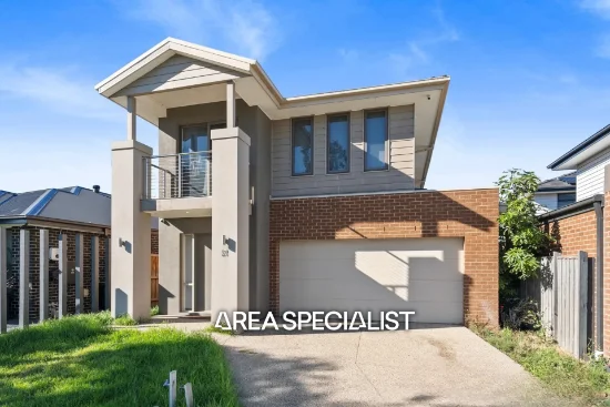 21 Cunningham Parade, Keysborough, Vic 3173