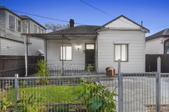 21 Downing Street, Oakleigh, Vic 3166