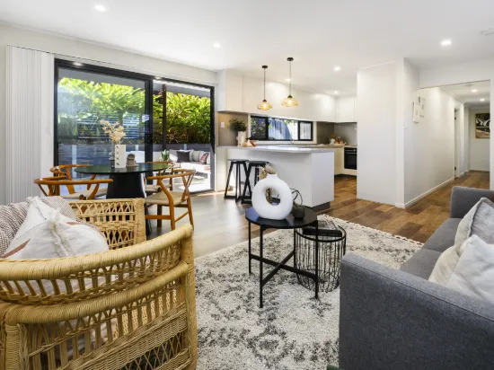 21 Eppalong Street, The Gap, Qld 4061
