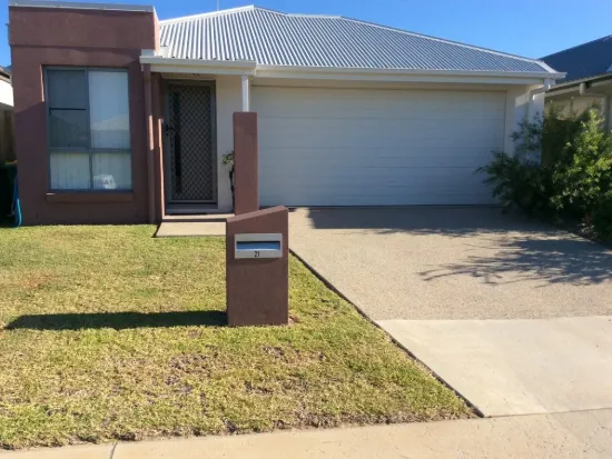 21 Esperance Avenue, Blacks Beach, Qld 4740