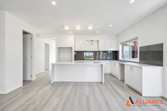 21 Falstaff Street, Fraser Rise, Vic 3336-Image