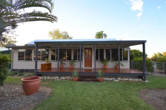 21 Galah Street, Longreach, Qld 4730