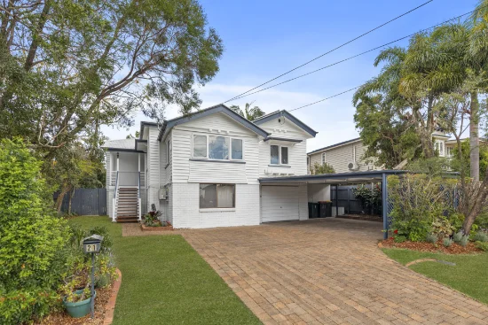 21 Gorban Street, Holland Park, Qld 4121 - For Sale