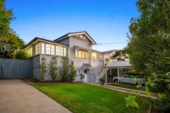 21 Halland Terrace, Camp Hill, Qld 4152