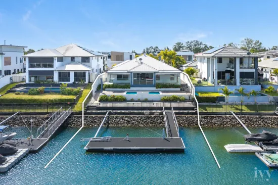 21 Harbourvue Court, Helensvale, Qld 4212