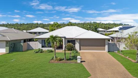 21 Hillock Crescent, Bushland Beach, Qld 4818