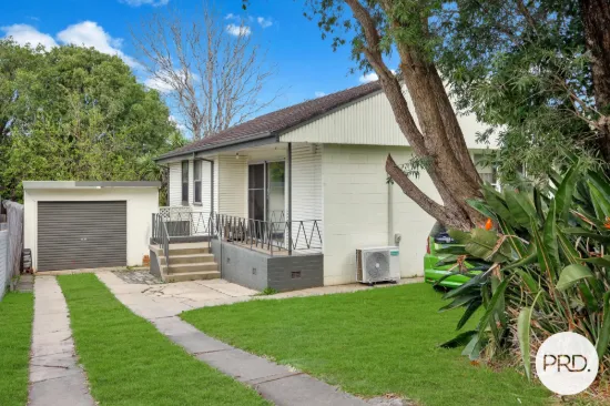 21 Hogarth Avenue, Mount Warrigal, NSW 2528