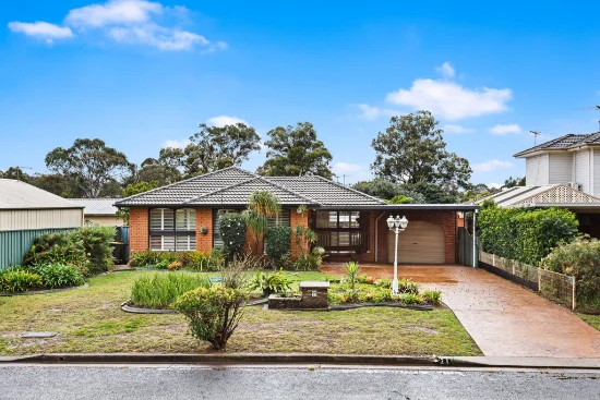 21 Knotwood Avenue, Macquarie Fields, NSW 2564 - For Sale