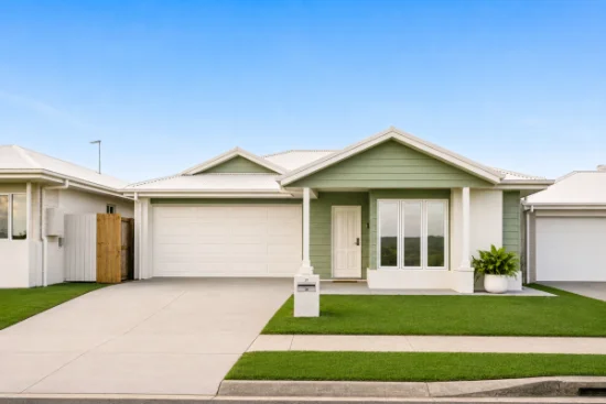 21 Lamington Crescent, Banya, Qld 4551