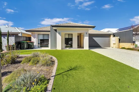 21 Learmonth Rd, Bushmead, WA 6055