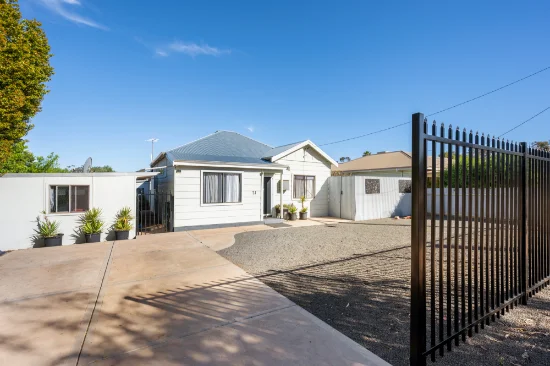 21 Lewis Street, Lamington, WA 6430