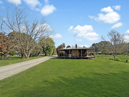 21 Mareeba Avenue, Buxton, Vic 3711