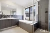 21 Mcnaughton Crescent, Berwick, Vic 3806-Image