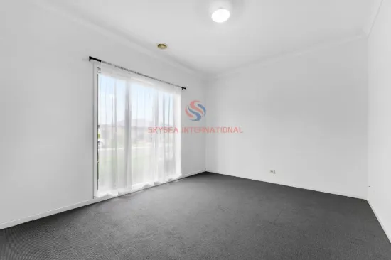 21 Mitta Mitta St, Clyde North, Vic 3978