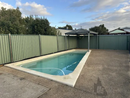 21 Moran Street, Svensson Heights, Qld 4670