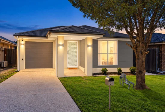 21 Mossey Crescent, Cranbourne East, Vic 3977