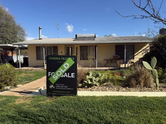 21 Page Street, Parkes, NSW 2870