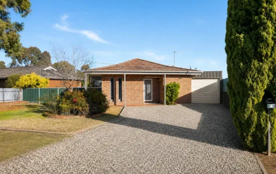 21 Ramsay Street, Corowa, NSW 2646