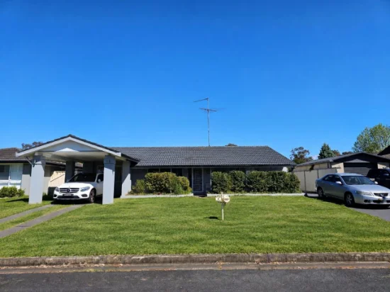 21 SCARVELL Avenue, McGraths Hill NSW 2756-Image