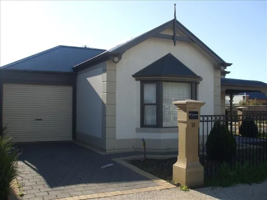 21 Shoalhaven Circuit, Mawson Lakes SA 5095-Image