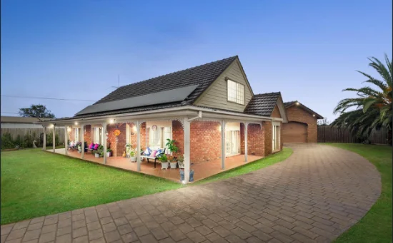 21 Socrates Way, Rockbank, Vic 3335