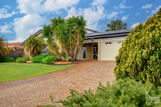 21 Southpointe Crescent, Ballajura, WA 6066