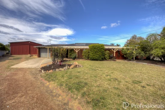21 Sovereign Place, Forrestfield, WA 6058