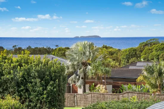 21 Split Solitary Road, Sapphire Beach, NSW 2450