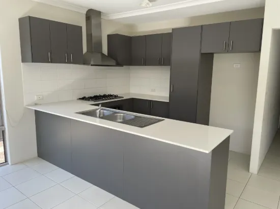 21 Tratman Road, Caversham, WA 6055