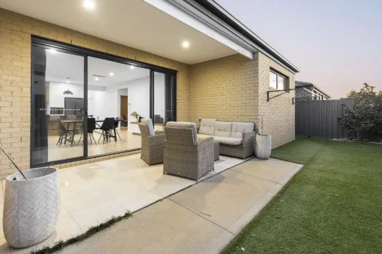 21 Tucholsky Drive, Kalkallo, Vic 3064-Image