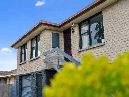 21 Valley Road, Devonport, Tas 7310