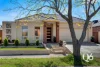 21 Wattlepark Street, Caroline Springs, Vic 3023