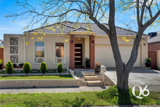 21 Wattlepark Street, Caroline Springs, Vic 3023