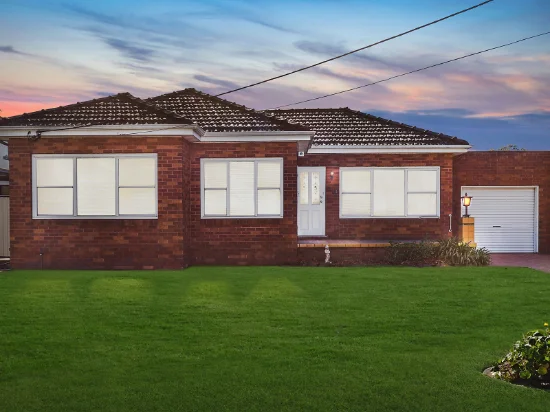 212 Bransgrove Road, Panania, NSW 2213