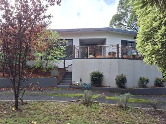 2133 Geelong Road, Mount Helen, Vic 3350