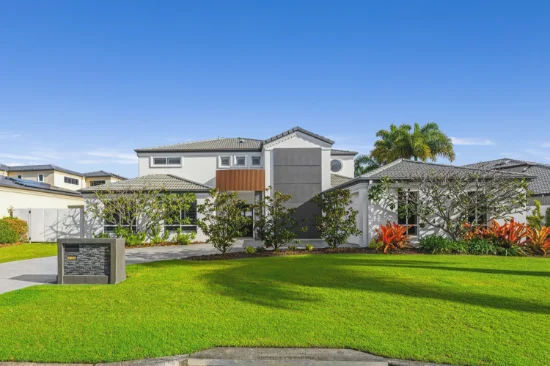 2134 Beaufort Way, Hope Island, Qld 4212