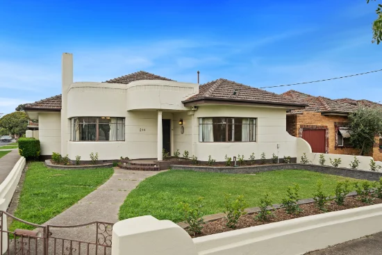 214 Melville Road, Pascoe Vale South, Vic 3044