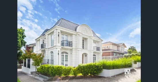 215 Belmore Road, Balwyn North, Vic 3104