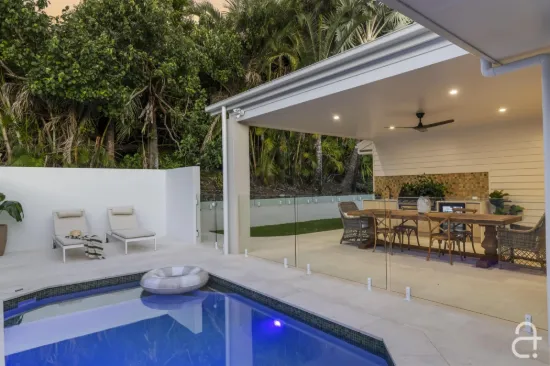 215 Oceanic Drive, Bokarina, Qld 4575