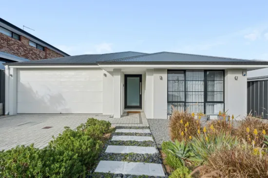 216 Bridgewater Drive, Kallaroo, WA 6025