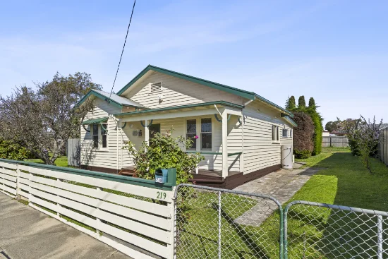 219 Torquay Road, Grovedale, Vic 3216