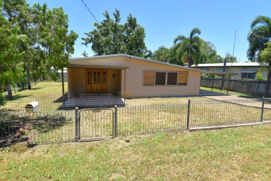 21A Plant St, Richmond Hill, Qld 4820