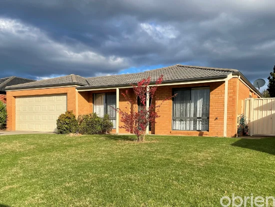 21B Callistemon Court, Bairnsdale, Vic 3875