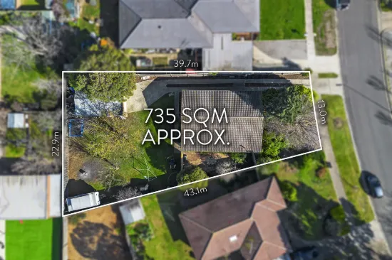 22 Angourie Crescent, Taylors Lakes, Vic 3038