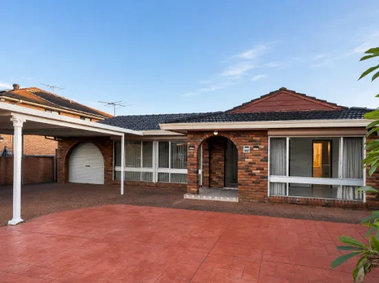 22 Ashur Crescent, Greenfield Park, NSW 2176