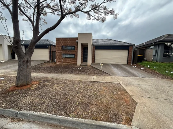 22 Avebury Drive, Cobblebank, Vic 3338