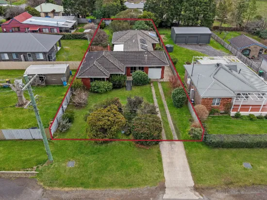 22 Beaconsfield Road, Moss Vale, NSW 2577